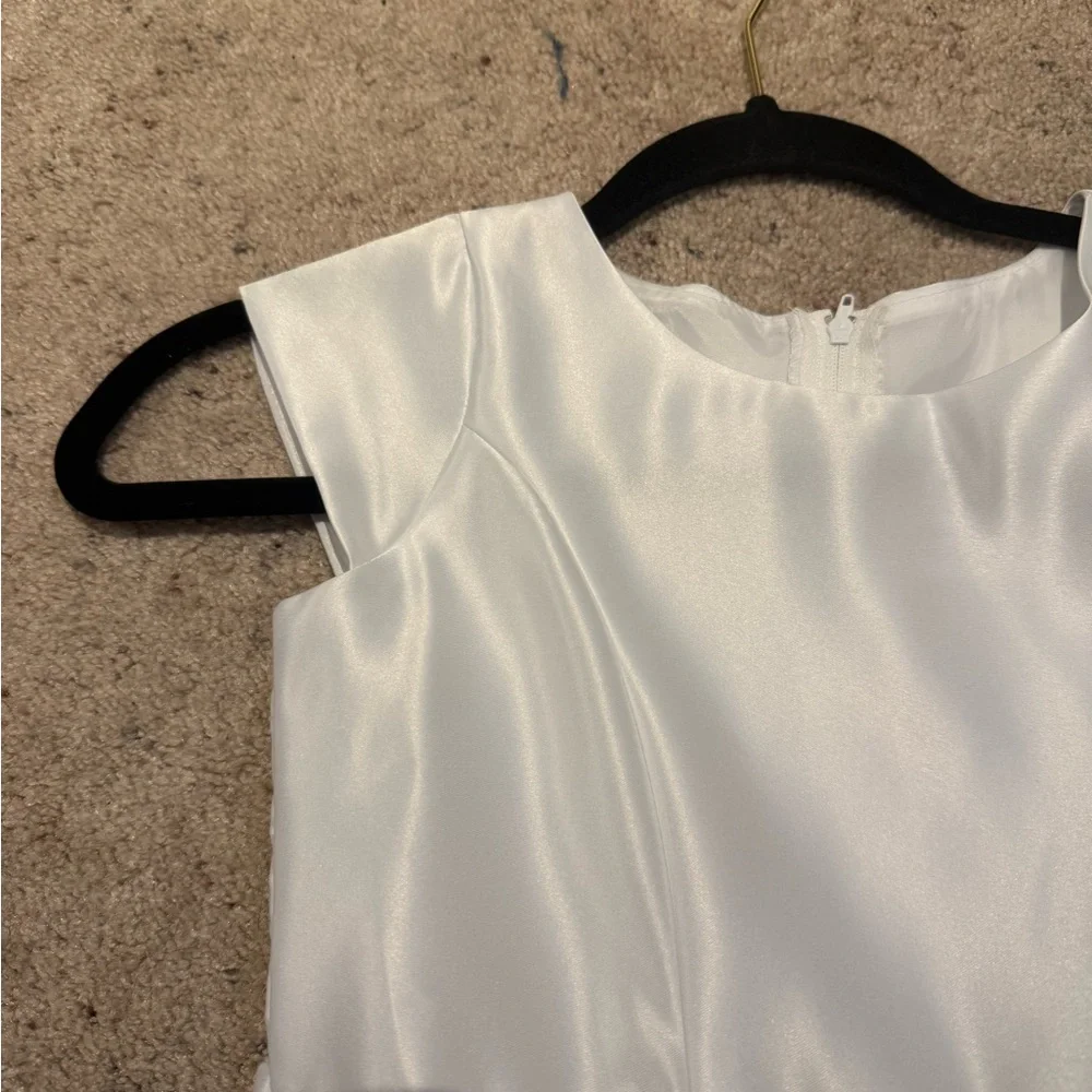 Elegant White Kids Dress - Picture 3 of 14